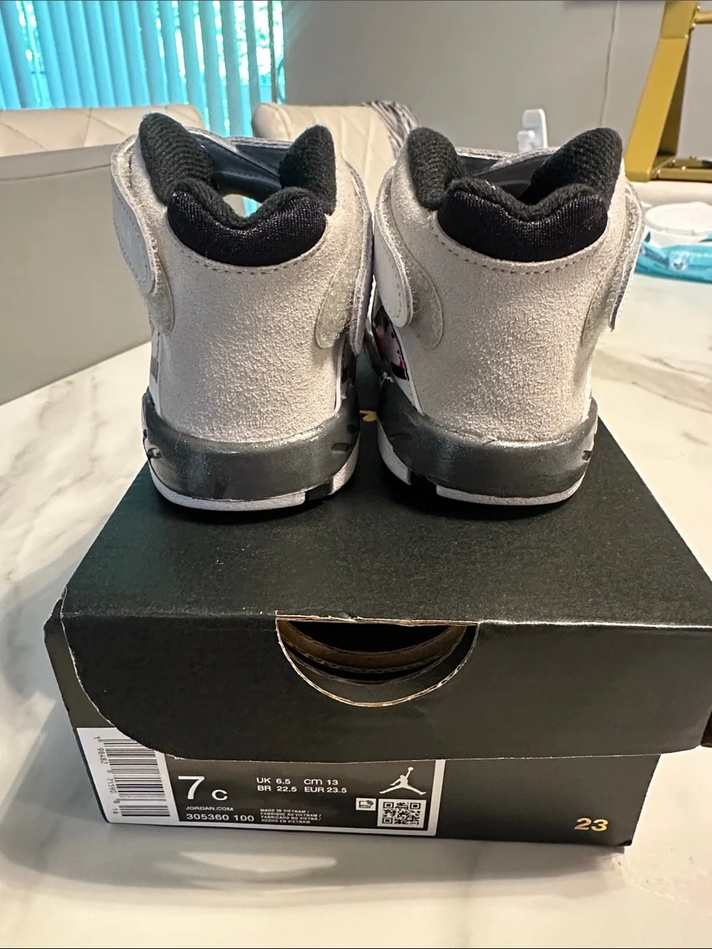 Jordan 8 Retro
